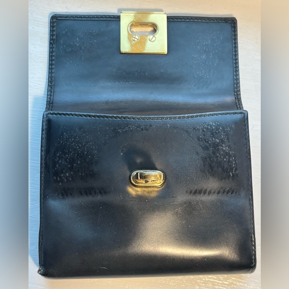 Salvatore Ferragamo Small Black Leather Wallet with Callouts in the coin purse - Picture 2 of 10